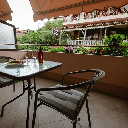 Ioanna Néos Marmarás