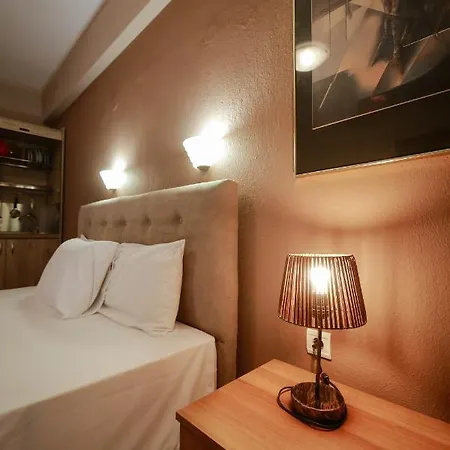 Ioanna Neos Marmaras