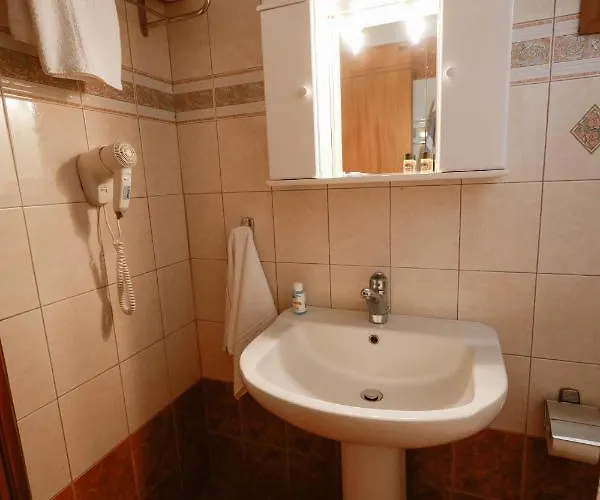 Ioanna 新马尔马拉斯